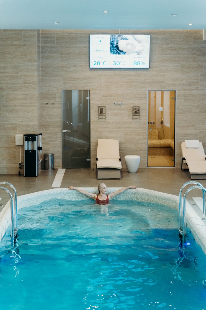 Hydrotherapy, Sauna & Soak